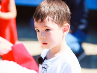 男孩取名李铭什么好                            