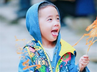 黄子男孩2025取名                            