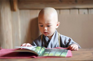 男孩叫郑什么轩好听                            