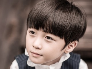男孩名字皓天寓意                            